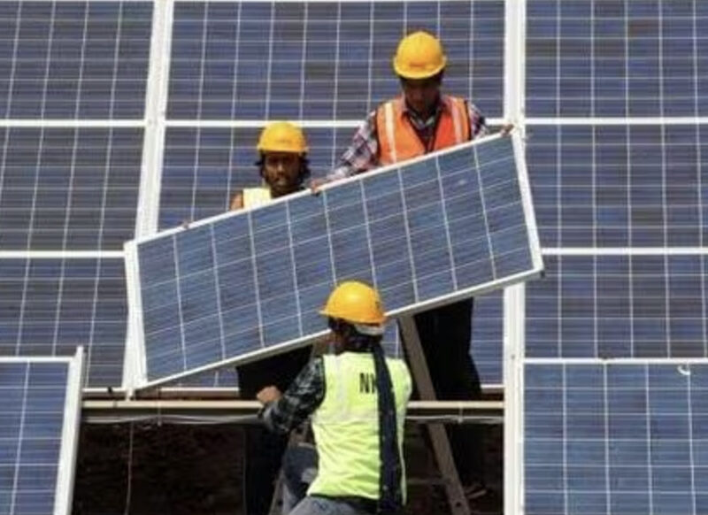 NTPC Green Energy Sparks Market Buzz with ₹10,000 Crore IPO Debut